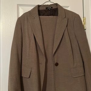 Rafaela brown pant suit